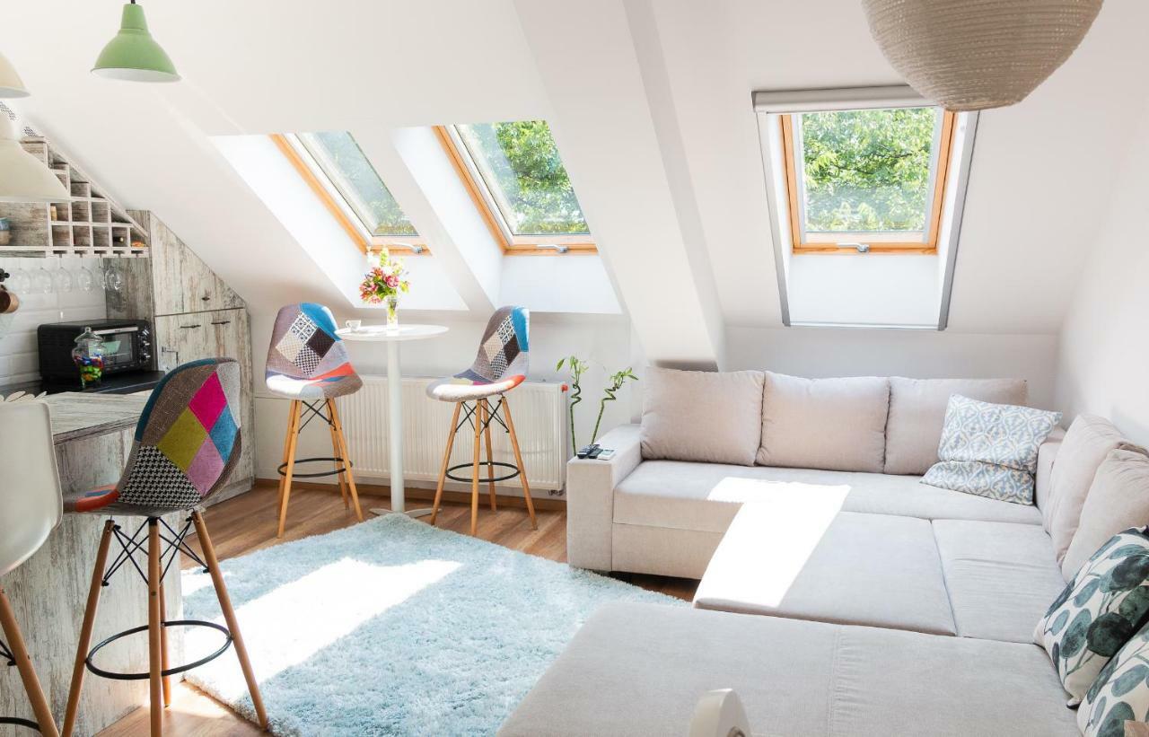 Cozy Flat In The Heart Of The City ออราแด ภายนอก รูปภาพ