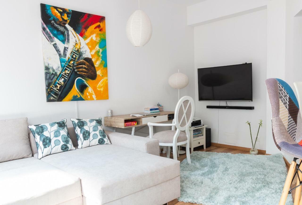 Cozy Flat In The Heart Of The City ออราแด ภายนอก รูปภาพ